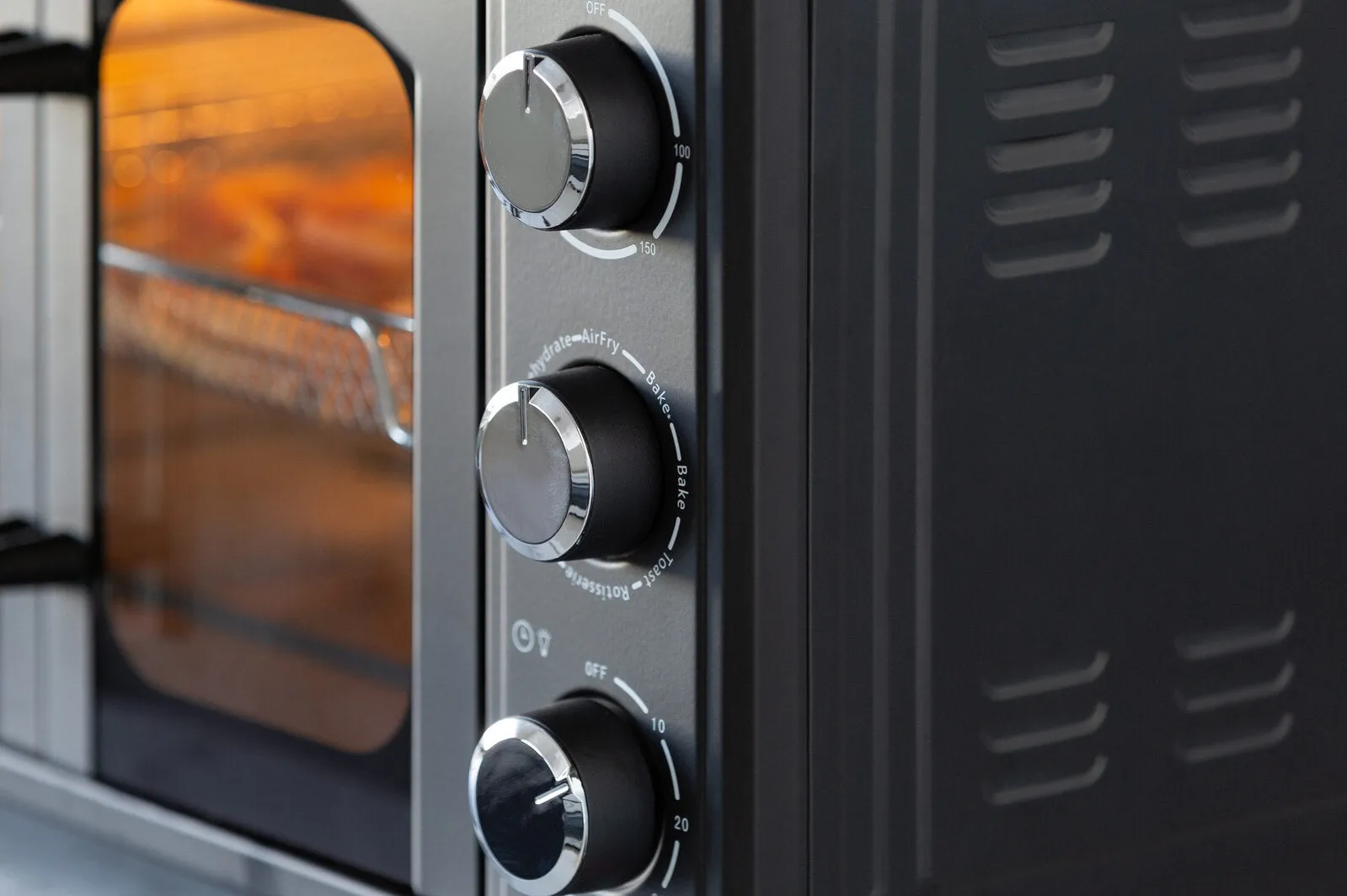30L Air Fryer Convection Pizza Oven | With Rotisserie & 360° Food Rotation