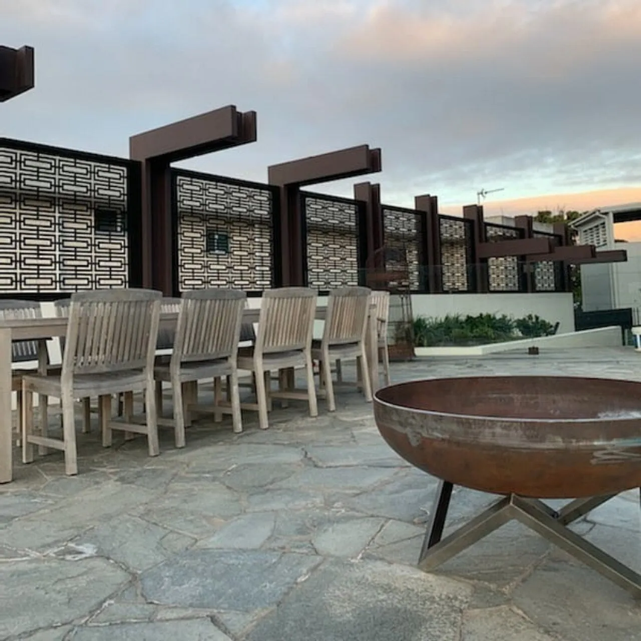 Monarch Geo Fire Pit