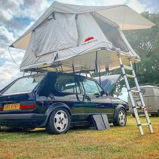 Ventura Deluxe 1.4 Roof Top Tent   LED Lights   Internal Storage Hammock